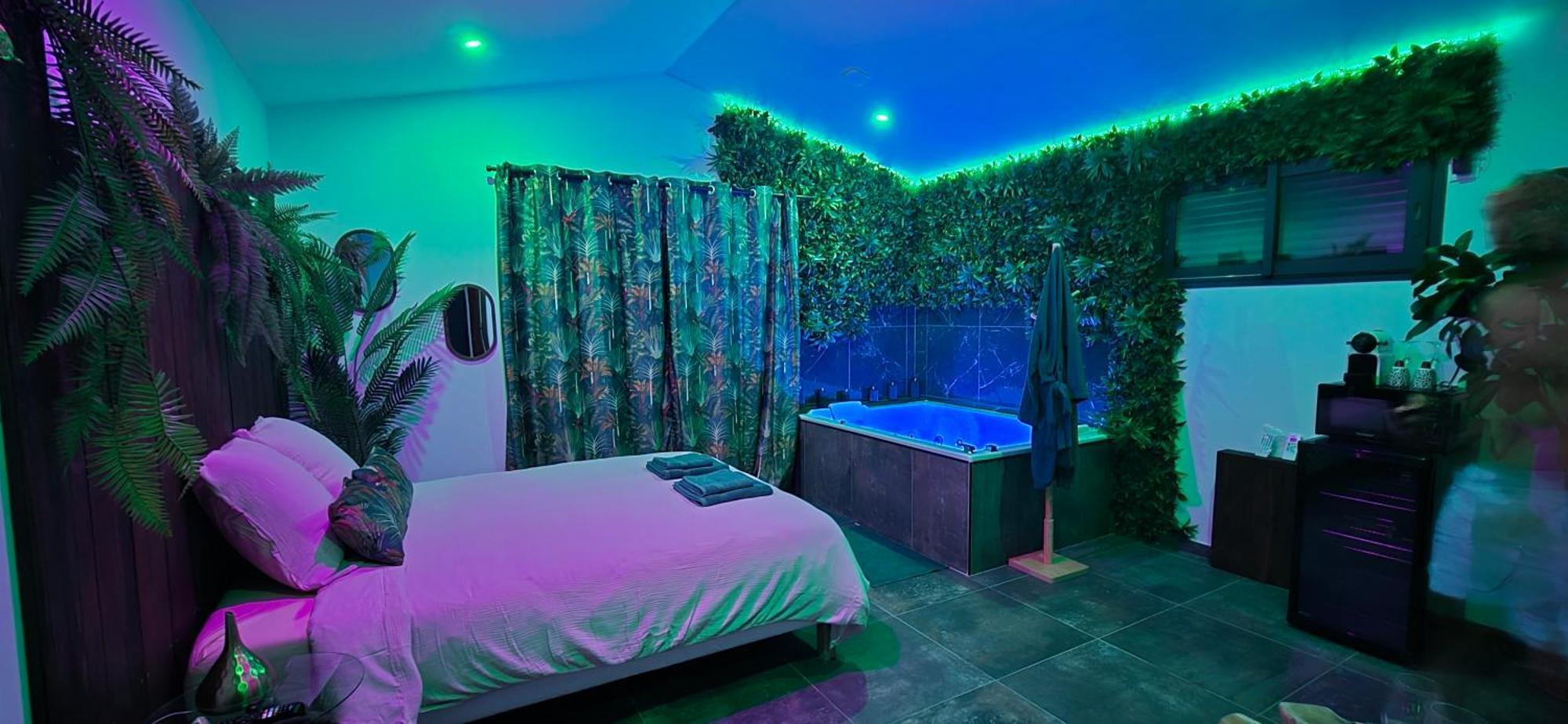 La Jungle Room روجناك المظهر الخارجي الصورة